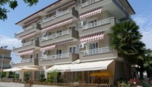 Hotel Aqua Beachfront Elegant