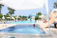 Hotel Armas Beach