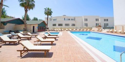 Hotel Ayma Beach Resort