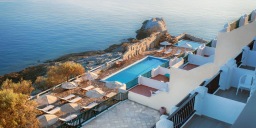 Hotel Cavos Bay