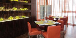 Hotel Centro Al Manhal By Rotana
