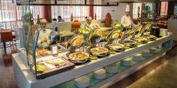 Hotel Centro Al Manhal By Rotana