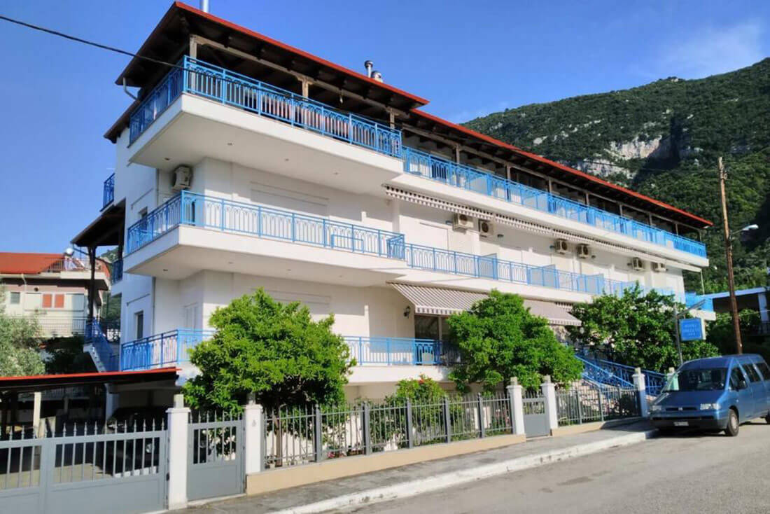 Hotel Dellis 3* 