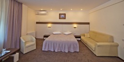 Hotel Evergreen