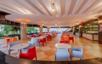 Hotel Holiday Garden Resort