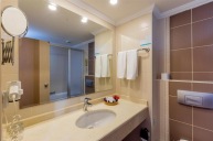 Hotel Holiday Garden Resort