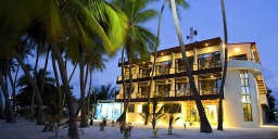 Hotel Kaani Beach