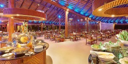Hotel Kuredu Island Resort & Spa