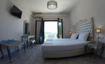Hotel Lichnos Bay Village