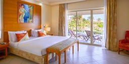 Hotel Parrotel Beach Resort