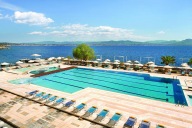 Hotel Ramada Loutraki Poseidon Resort