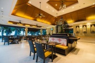 Hotel Ravindra Beach Resort & Spa