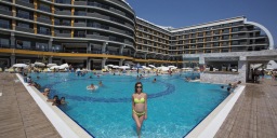 Hotel Senza The Inn Resort & Spa