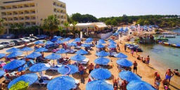 Hotel Tuntas Beach