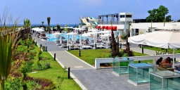 Hotel White City Resort