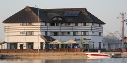 Complex Delta Marina