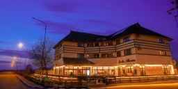 Complex Delta Marina