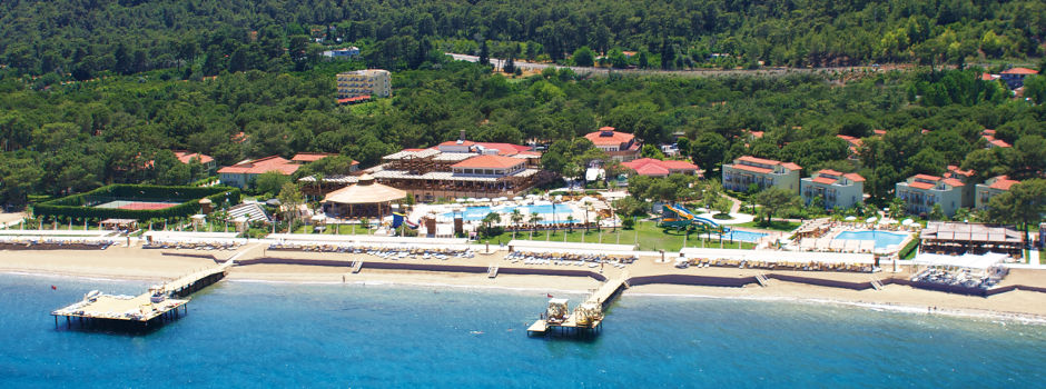Hotel Crystal Flora Beach Resort