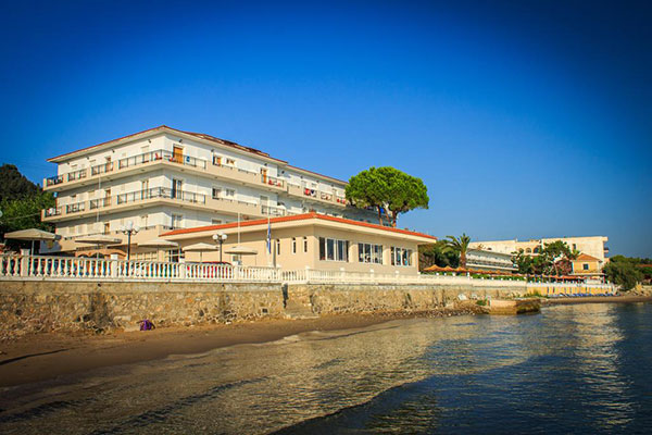 Hotel Chryssi Akti 2*