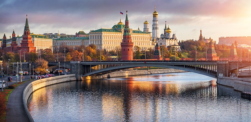 Fenomenul Noptilor Albe in Rusia. Cum se simte din Moscova si Sankt Petersburg